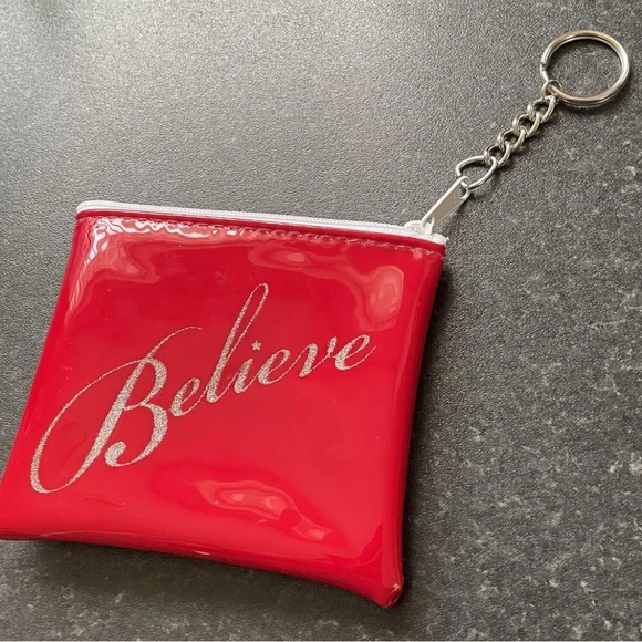 Macy’s Believe Coin Purse - Picture 6 of 6